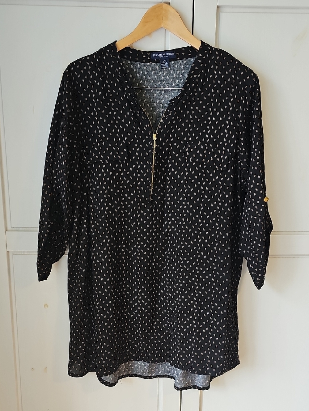 Black Printed V-Neck Blouse/Tunic with Zip